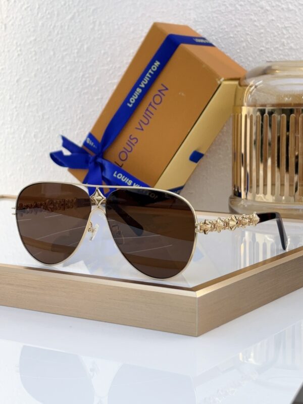 New Collection LV Glasses 212