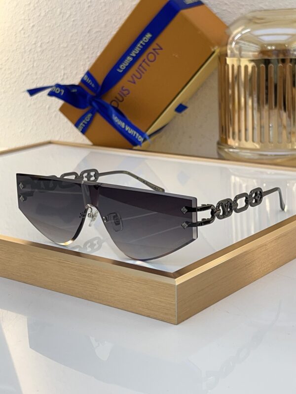 New Collection LV Glasses 207