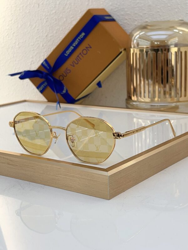 New Collection LV Glasses 205