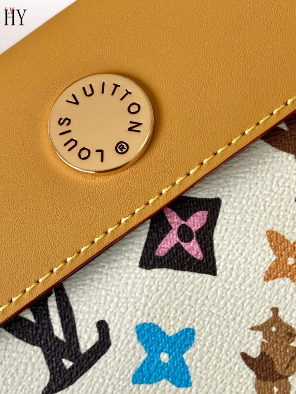 New Collection LV Bag 1821