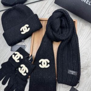 Chanel scarf hat Gloves (13) 2377753