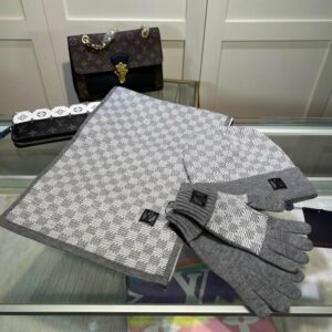 LV Scarf Hat Gloves 09 (10) 2311465