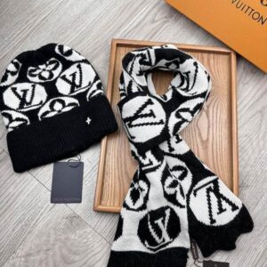 LV scarf hat (47) 2377591