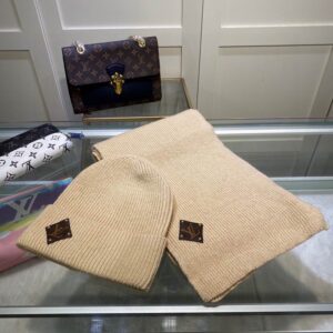 LV scarf hat dx (14) 2315007