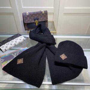 LV scarf hat dx (26) 2315013