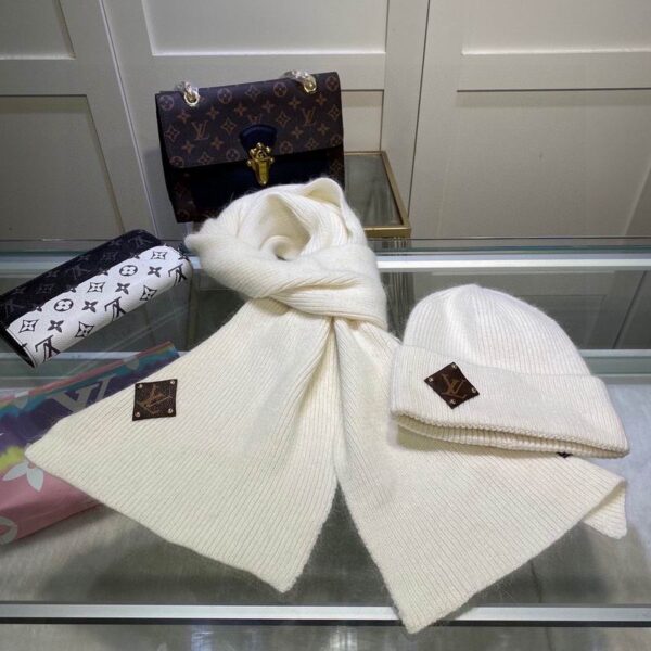 New Collection LV Scarf Hat 023