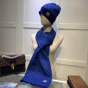 LV scarf hat dx (42) 2299842