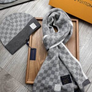 LV scarf hat hm (16) 2360472