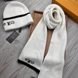 LV scarf hat hm (23) 2360479