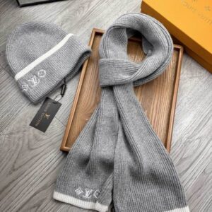 New Collection LV Scarf Hat 019