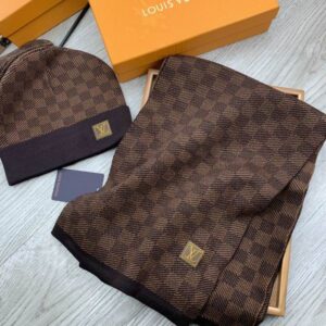 LV scarf hat hm (4) 2360460