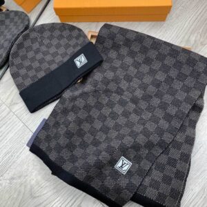 LV scarf hat hm (8) 2360464