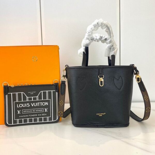 New Collection LV Bag 1811