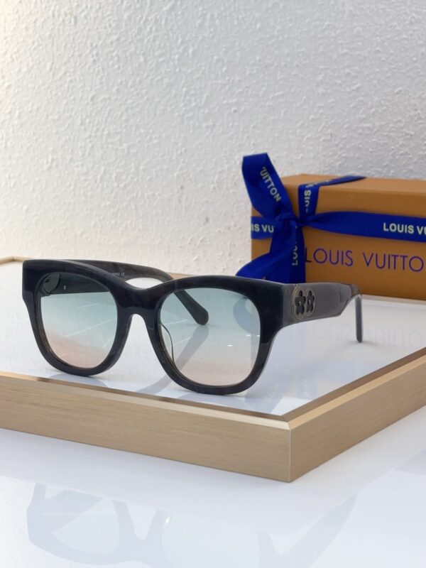 New Collection LV Glasses 210