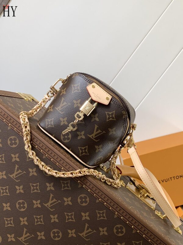 New Collection LV Bag 1818