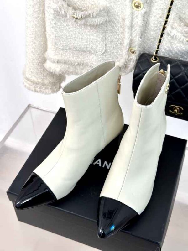 New Collection Chanel Shoes 312