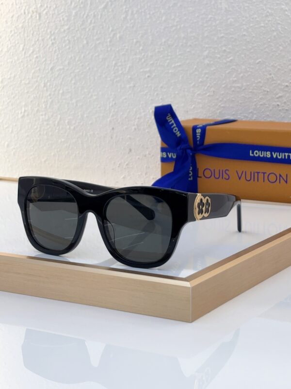 New Collection LV Glasses 210