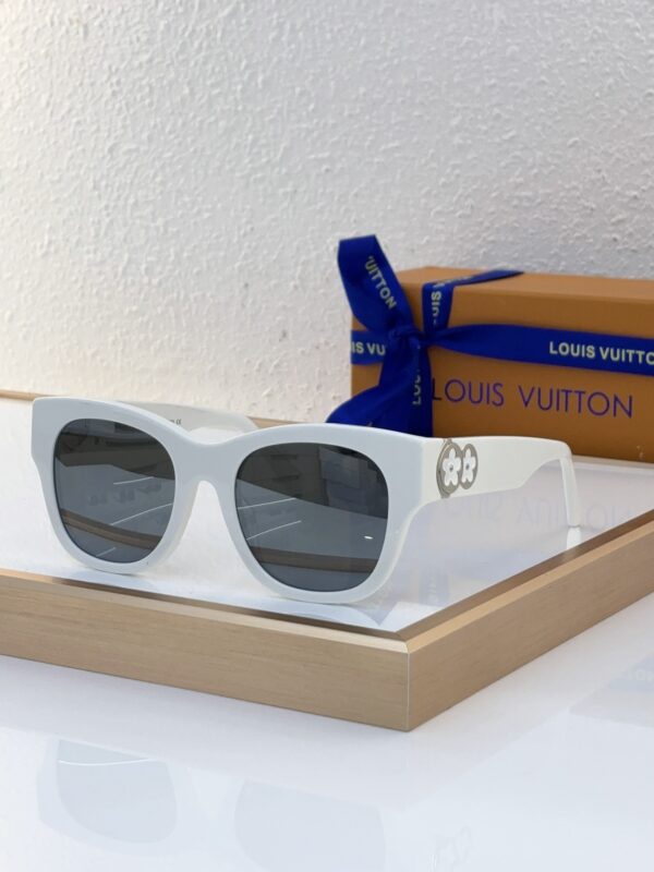 New Collection LV Glasses 210