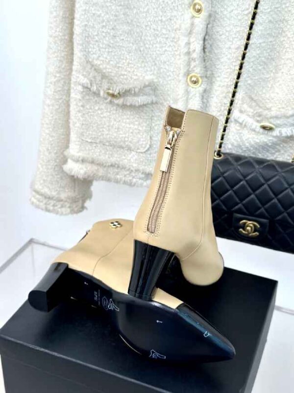 New Collection Chanel Shoes 316