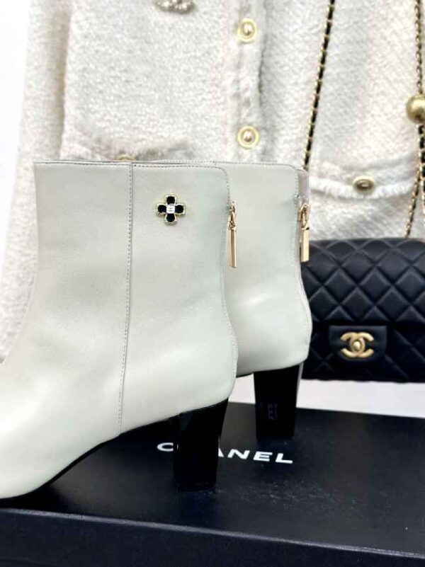 New Collection Chanel Shoes 312