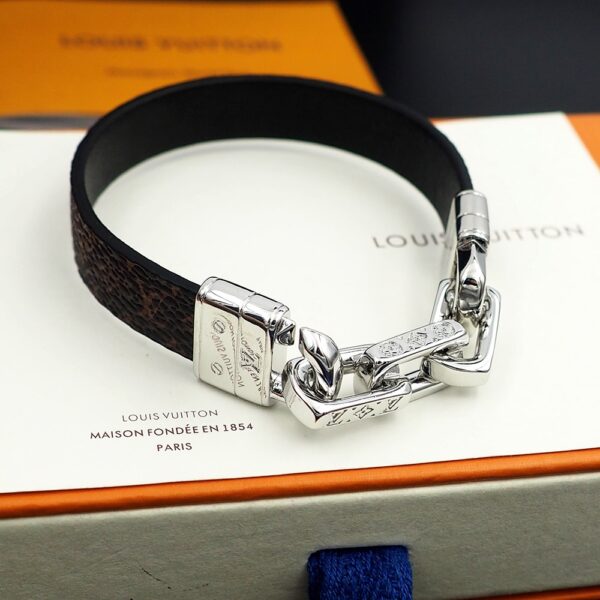 New Collection LV Bracelet 81