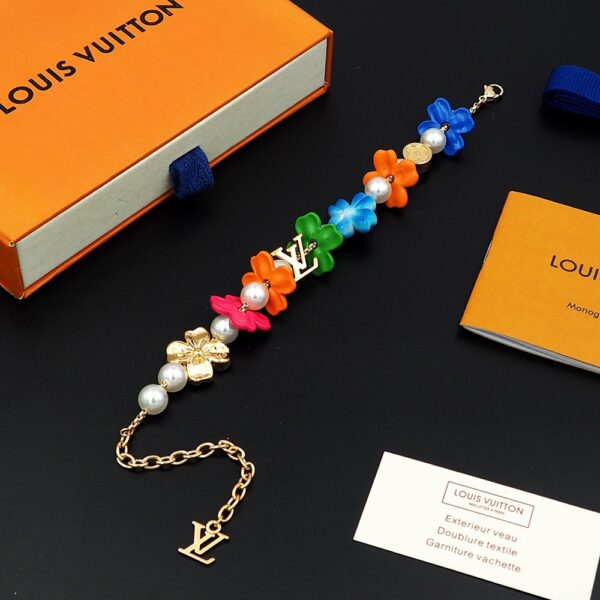 New Collection LV Bracelet 66