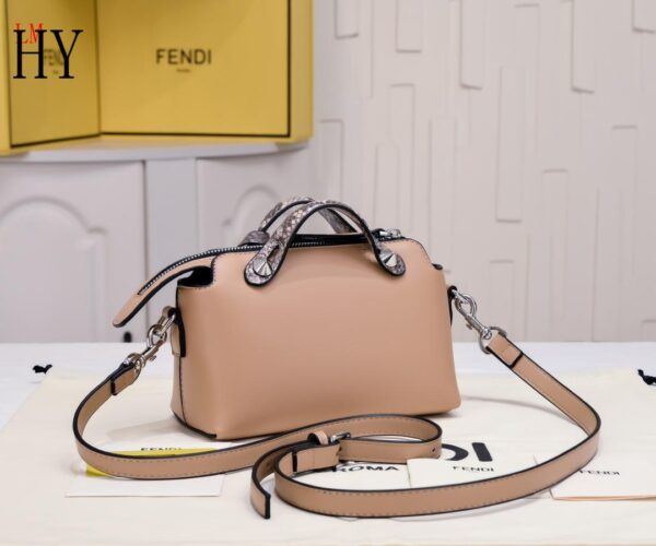 New Collection Fendi Bag 152