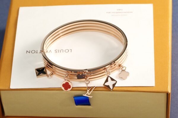 New Collection LV Bracelet 91