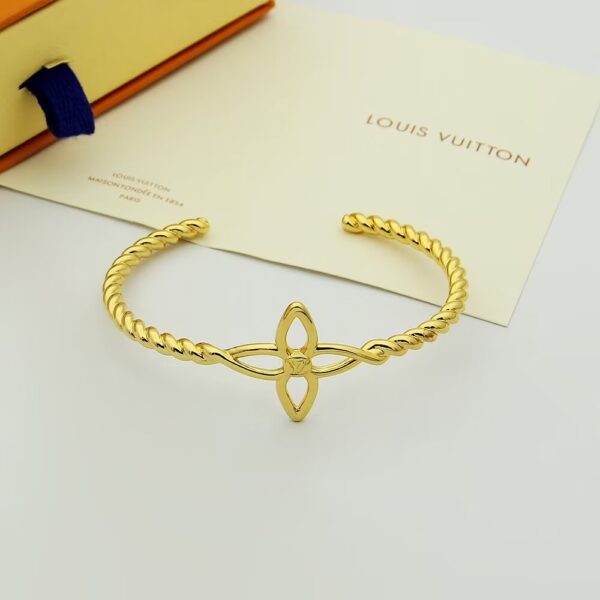 New Collection LV Bracelet 83