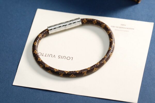 New Collection LV Bracelet 98