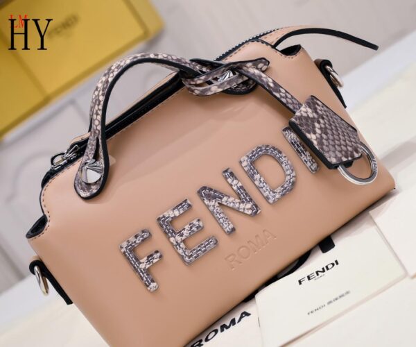 New Collection Fendi Bag 152