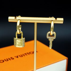 New Collection LV Earring 02