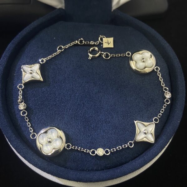 New Collection LV Bracelet 68