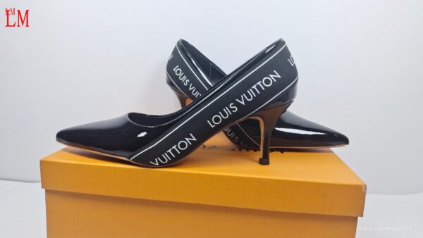 New Collection LV Shoes 0385