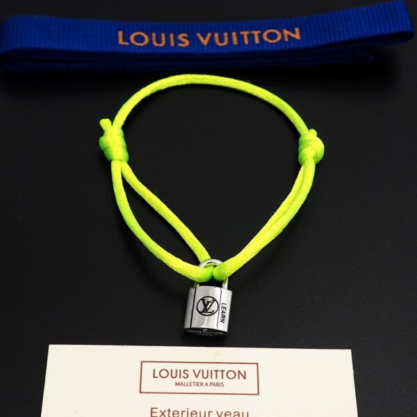 New Collection LV Bracelet 71