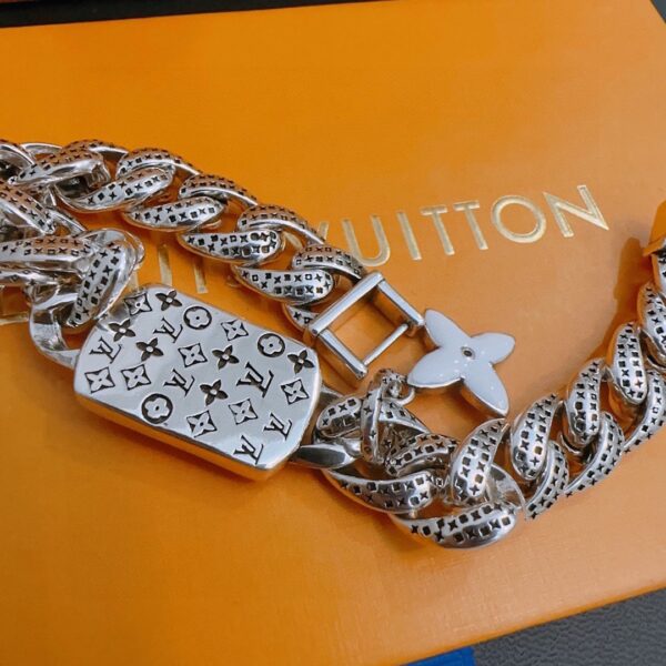 New Collection LV Bracelet 103