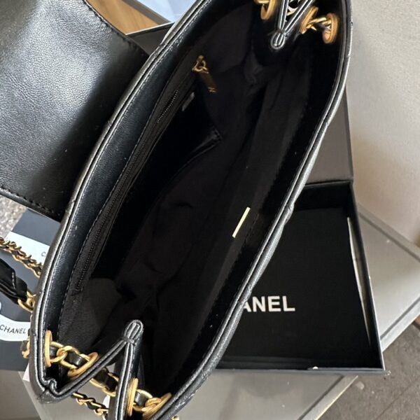 New Collection Chanel Bag 819