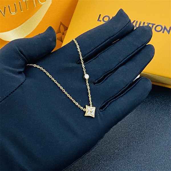 New Collection LV Necklace 22