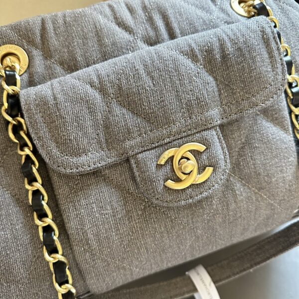 New Collection Chanel Bag 820