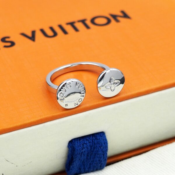 New Collection LV Ring 002