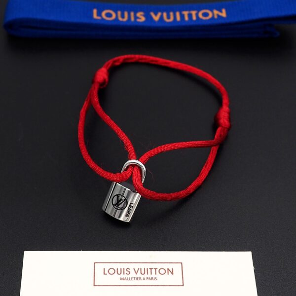 New Collection LV Bracelet 71