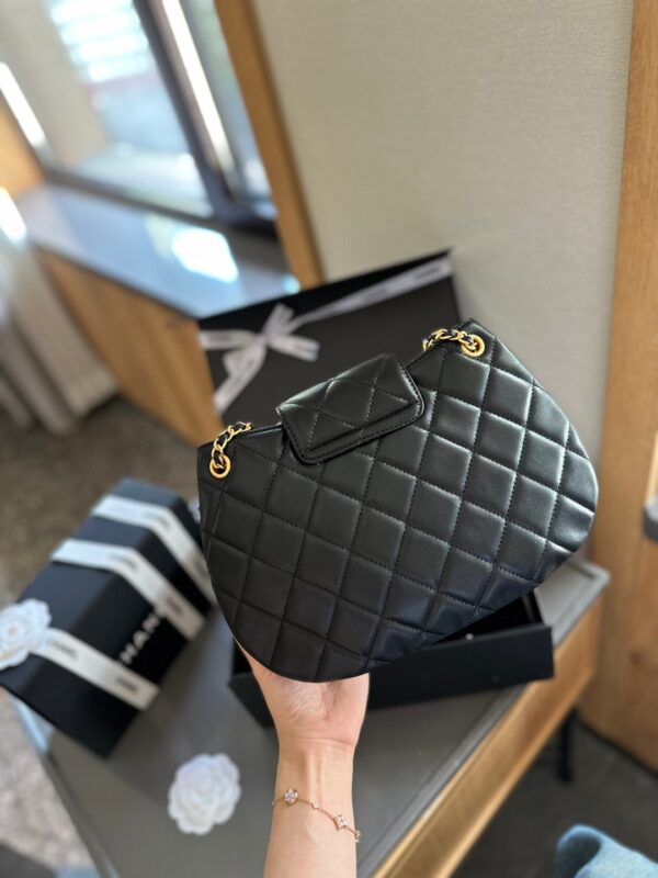 New Collection Chanel Bag 819