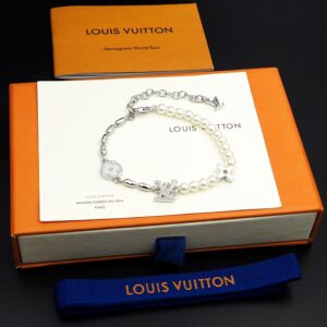 New Collection LV Bracelet 77