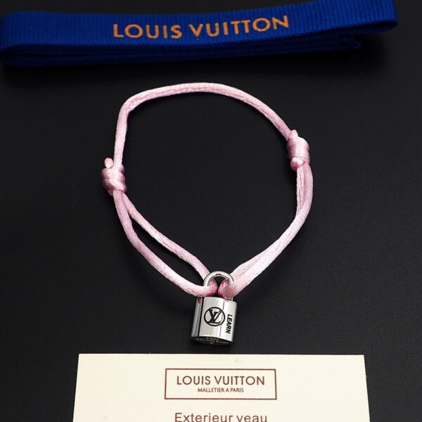 New Collection LV Bracelet 71