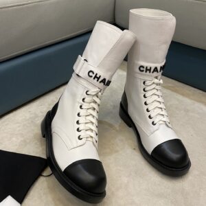 New Collection Chanel Shoes 379