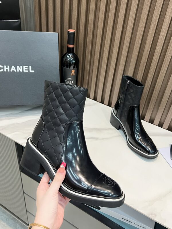 New Collection Chanel Shoes 367