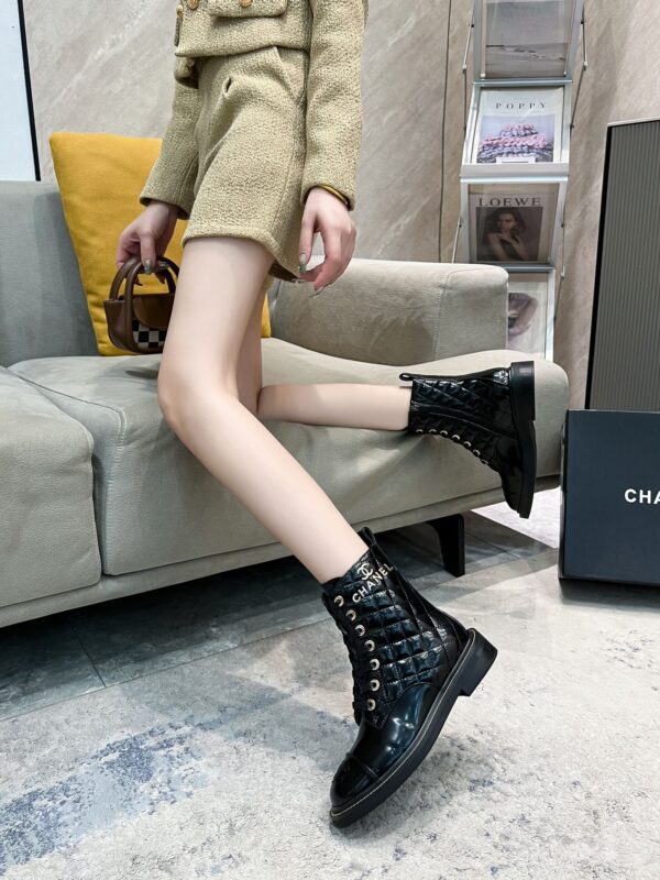 New Collection Chanel Shoes 368