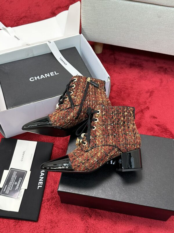 New Collection Chanel Shoes 386