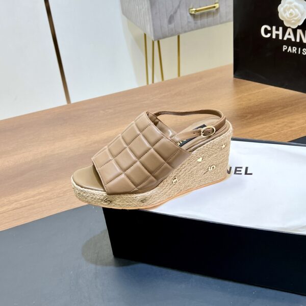 New Collection Chanel Shoes 363