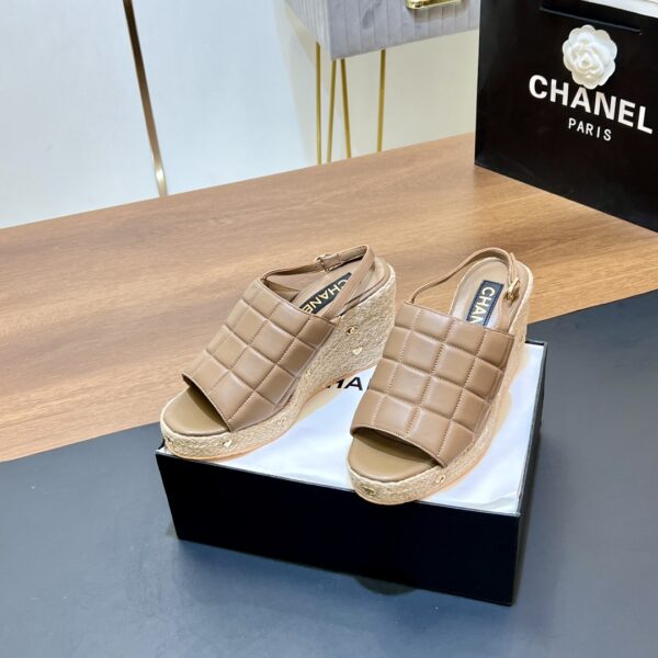 New Collection Chanel Shoes 363